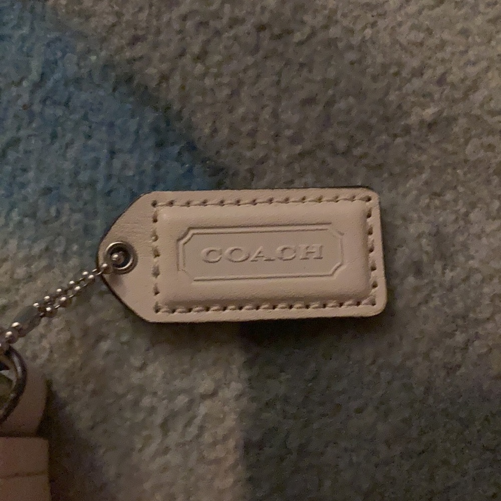 Coach Needs To Be Use And Not In Bag. - image 2